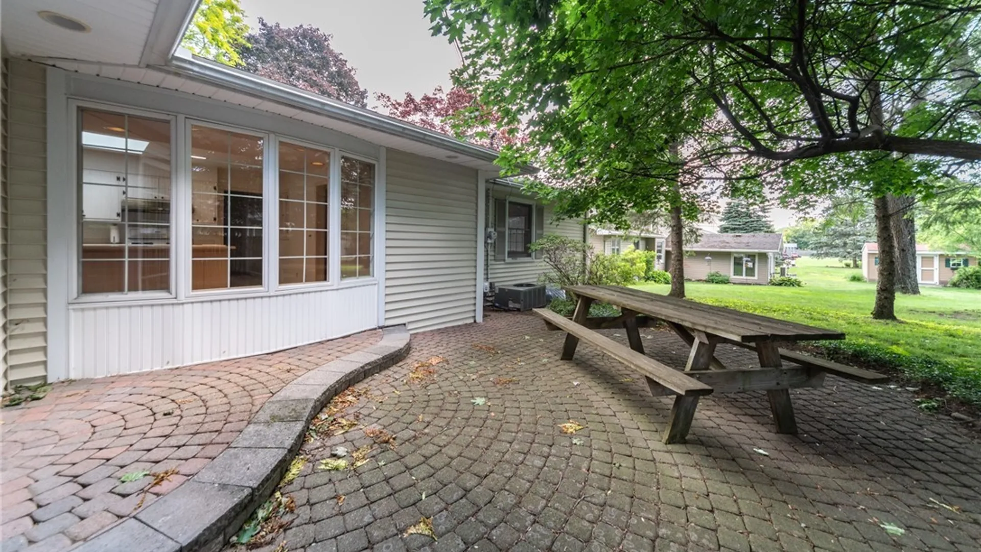 Property at 702 North Street, Batavia City, NY 14020 8