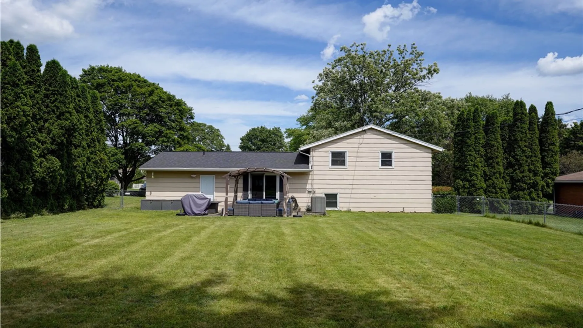 Property at 243 Eden Lane, Greece, NY 14626 37