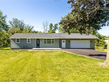 9678 W Ridge Road, Clarkson, NY 14420
