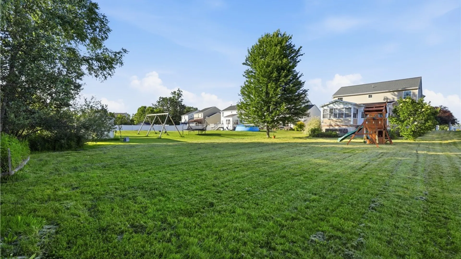 Property at 5784 Willow Creek Lane, Cambria, NY 14132 47