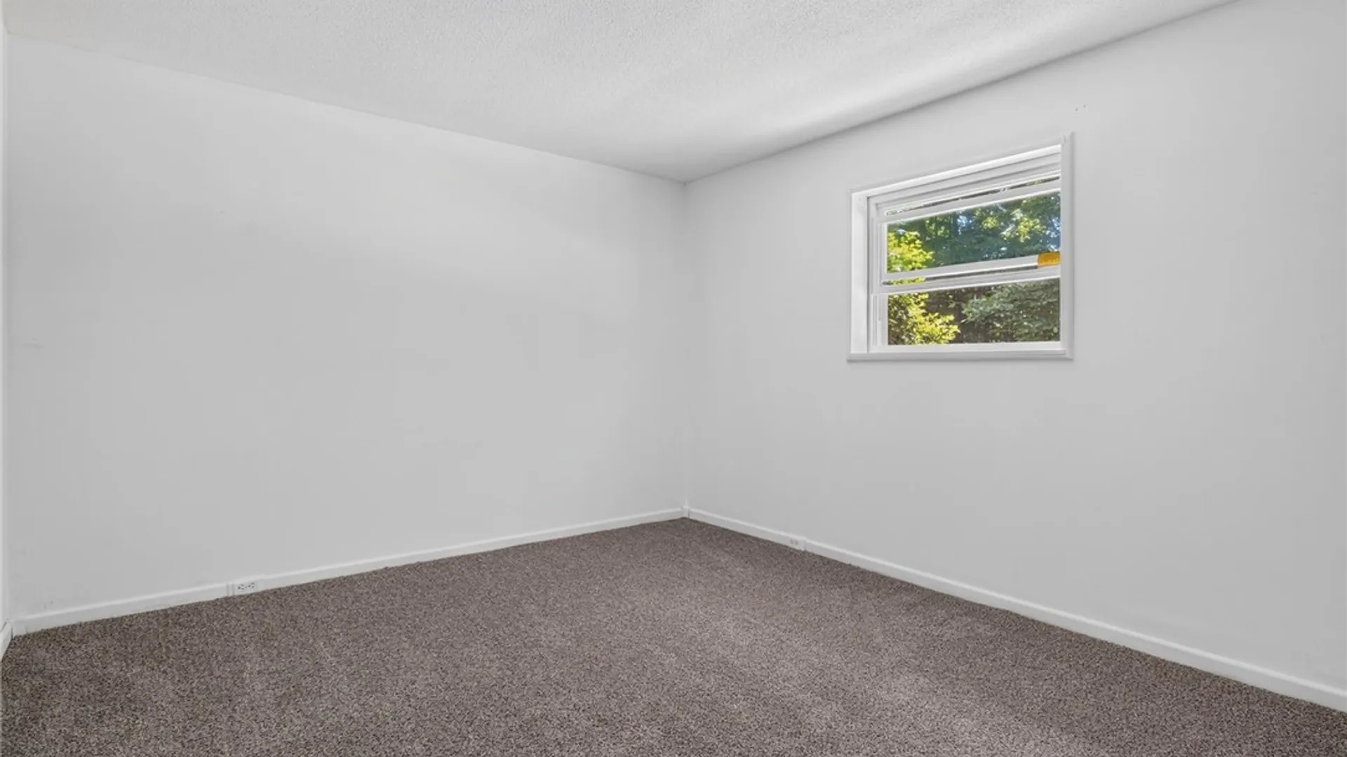 Property at 125 Vera Circle, Ithaca Town, NY 14850 32
