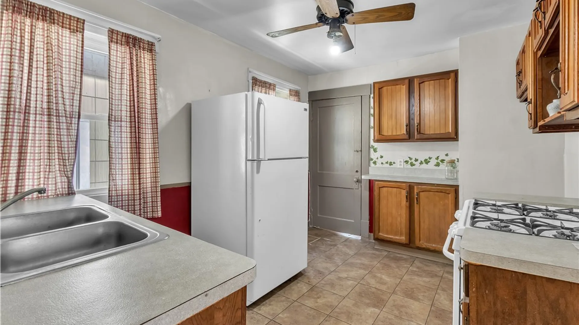 Property at 47 Maple Street, Lackawanna, NY 14218 17