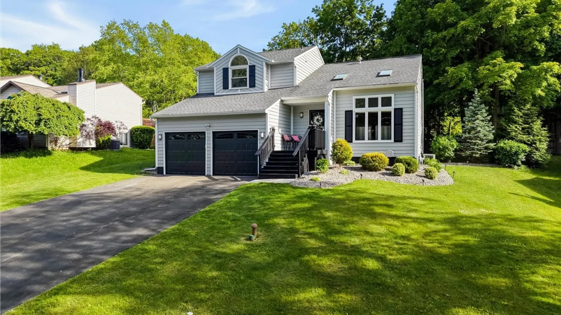 Property at 105 Vantage Drive, Camillus, NY 13031 2