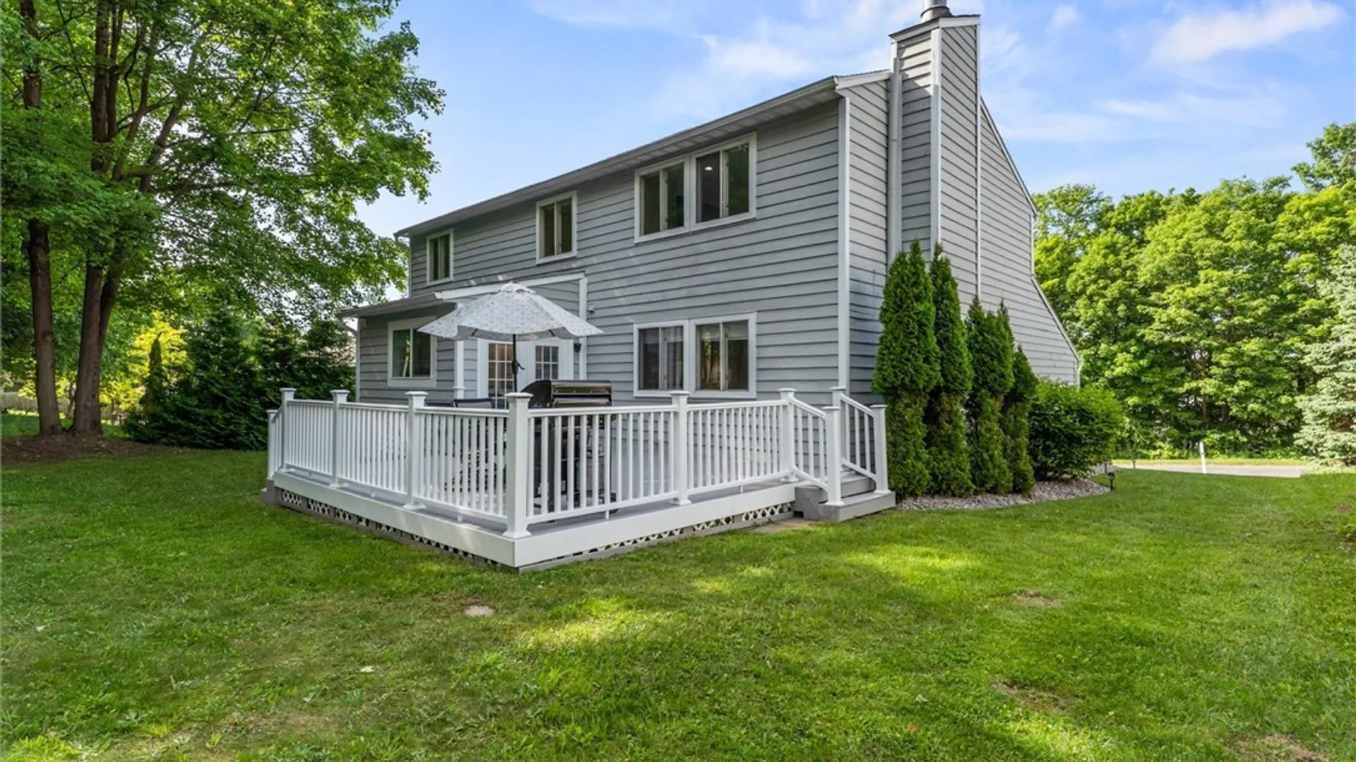 Property at 105 Vantage Drive, Camillus, NY 13031 38