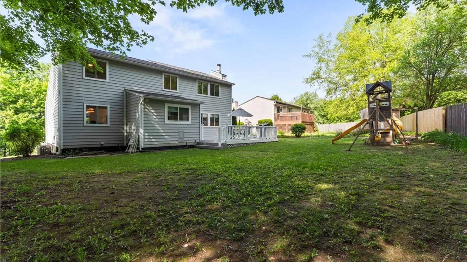 Property at 105 Vantage Drive, Camillus, NY 13031 40
