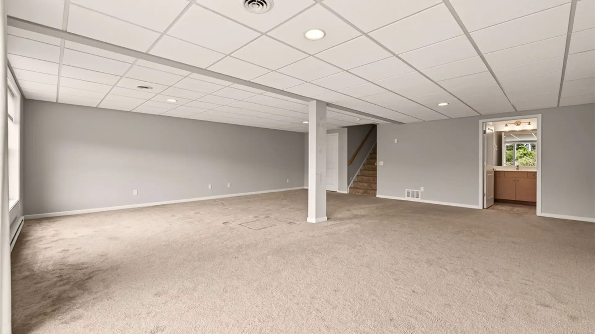 Property at 6912 Silverton, Victor, NY 14564 35