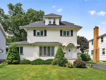 Property at 162 Belcoda Dr, Irondequoit, NY 14617