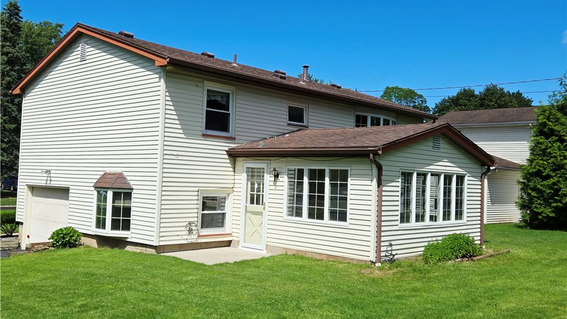 Property at 131 Medallion Drive, Greece, NY 14626 3