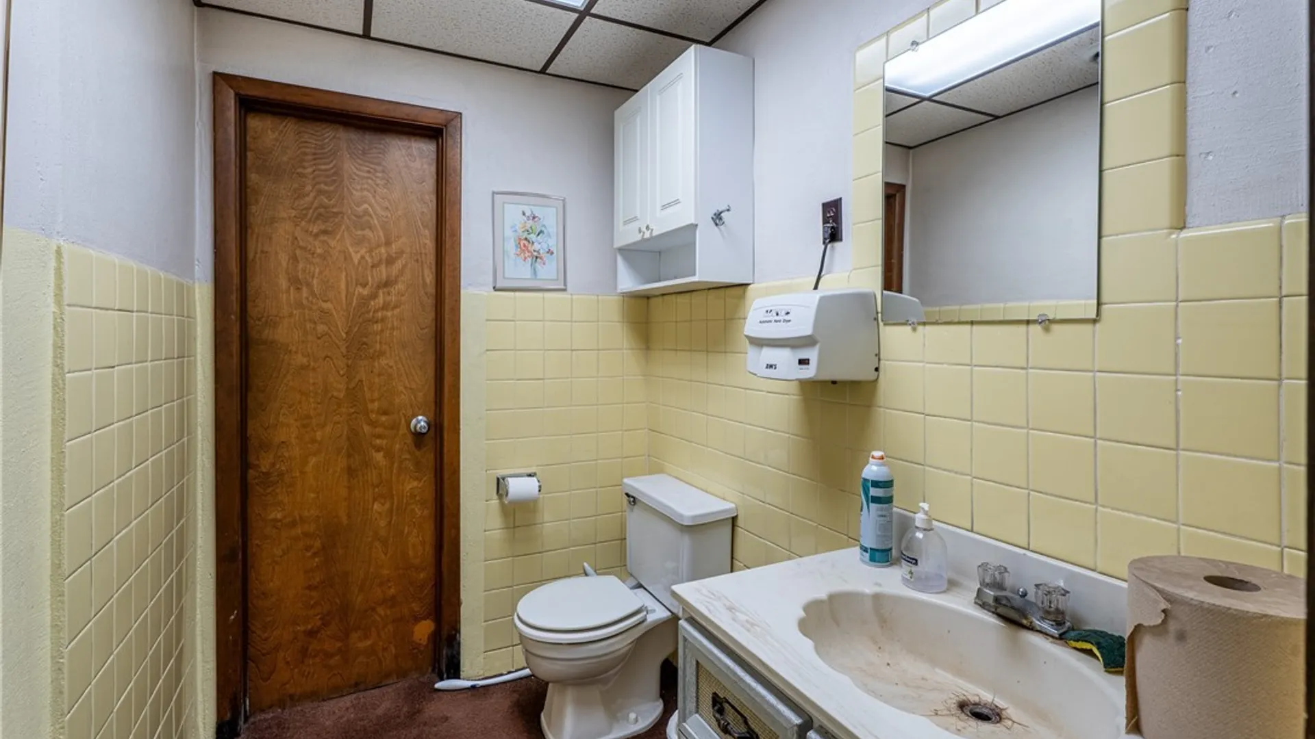 Property at 2323 Hyde Park Boulevard, Niagara Falls, NY 14305 12
