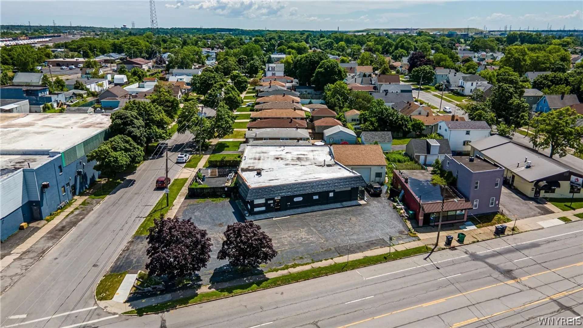 Property at 2323 Hyde Park Boulevard, Niagara Falls, NY 14305 43