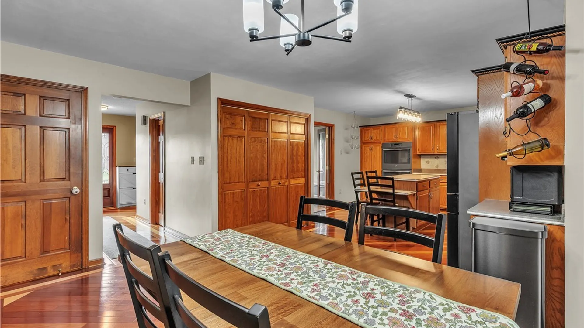 Property at 7134 Marigold Drive, Wheatfield, NY 14120 24