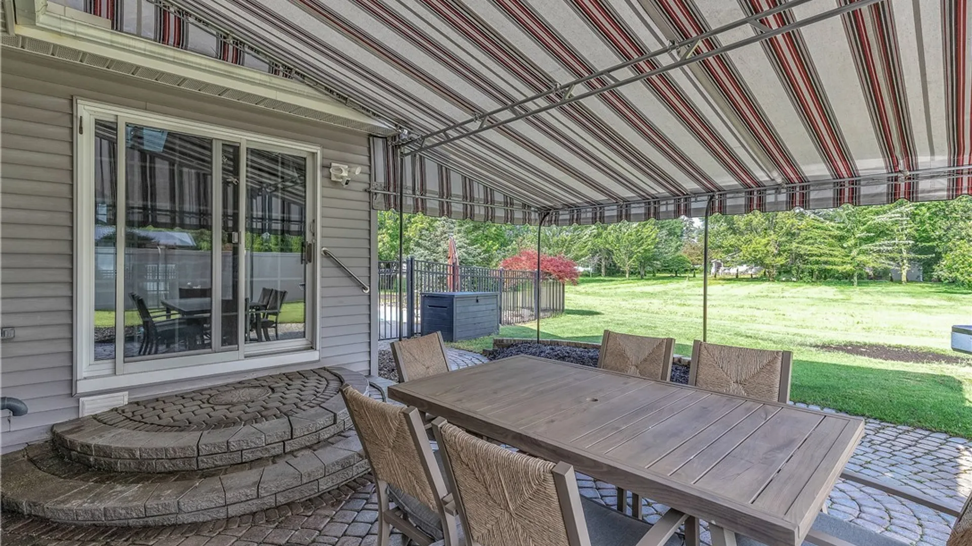Property at 7134 Marigold Drive, Wheatfield, NY 14120 9
