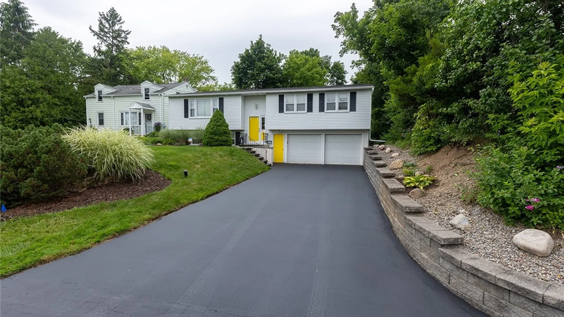 Property at 211 Knapp Road, Geddes, NY 13219 2