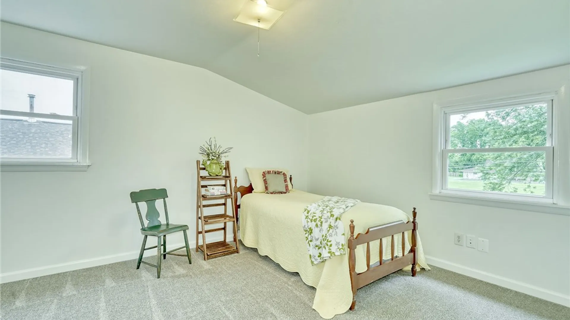 Property at 68 Koladyne Avenue, Gates, NY 14606 20