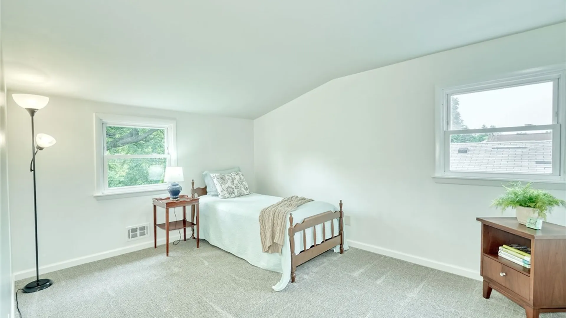 Property at 68 Koladyne Avenue, Gates, NY 14606 24