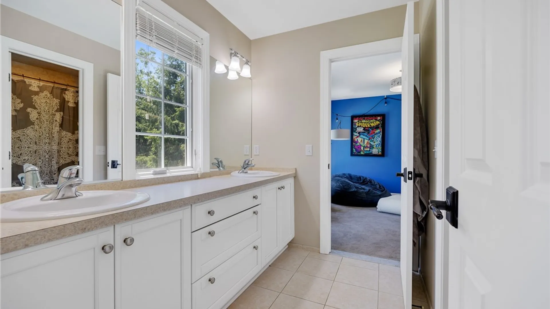 Property at 8 Turning Leaf Drive, Pittsford, NY 14534 43