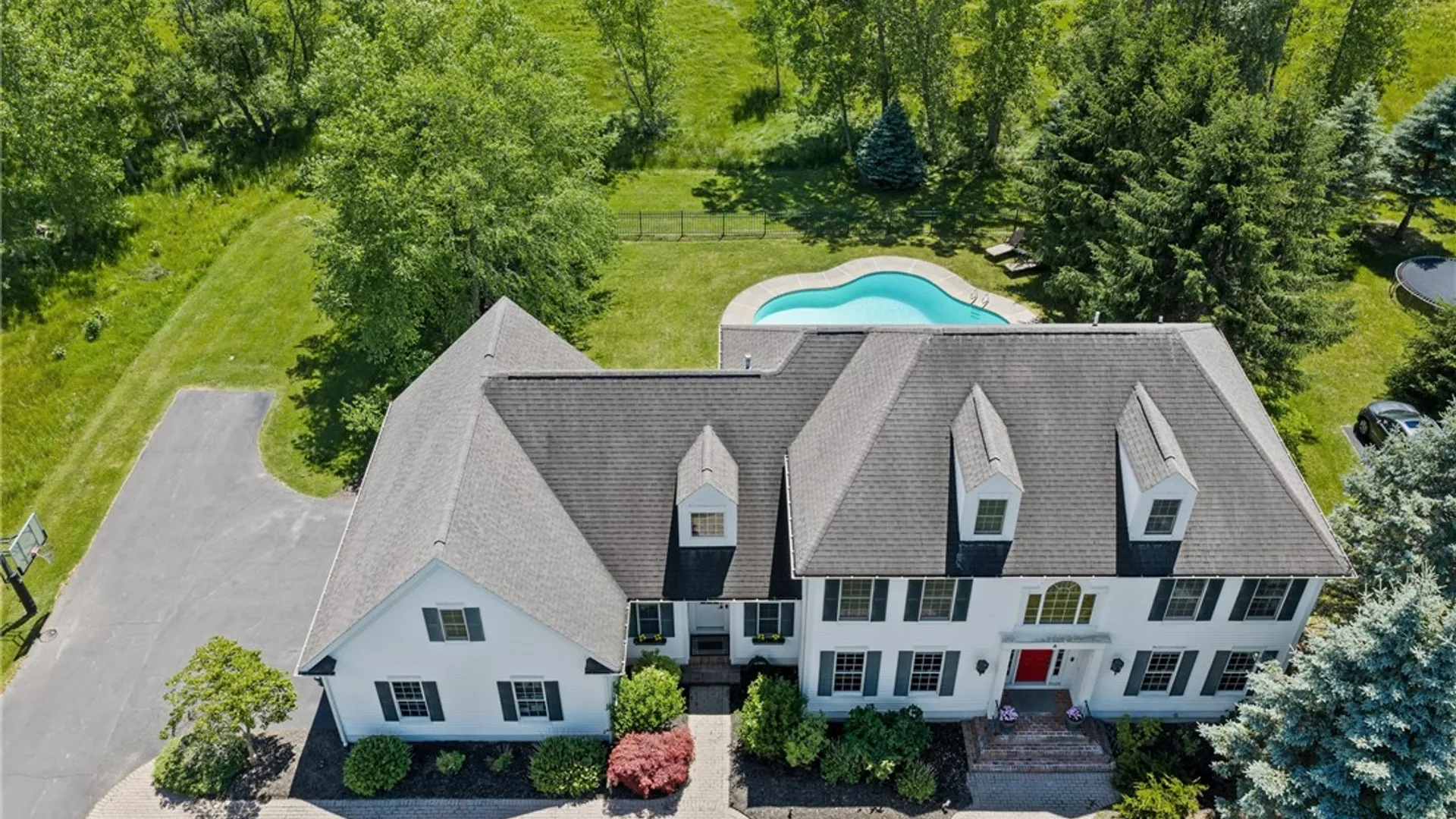 Property at 8 Turning Leaf Drive, Pittsford, NY 14534 5