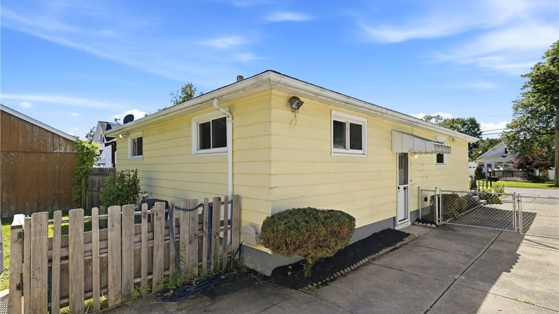 Property at 277 Fredericka Street, North Tonawanda, NY 14120 33