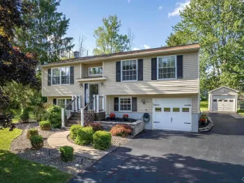 Property at 5715 Wild Way, Cicero, NY 13029