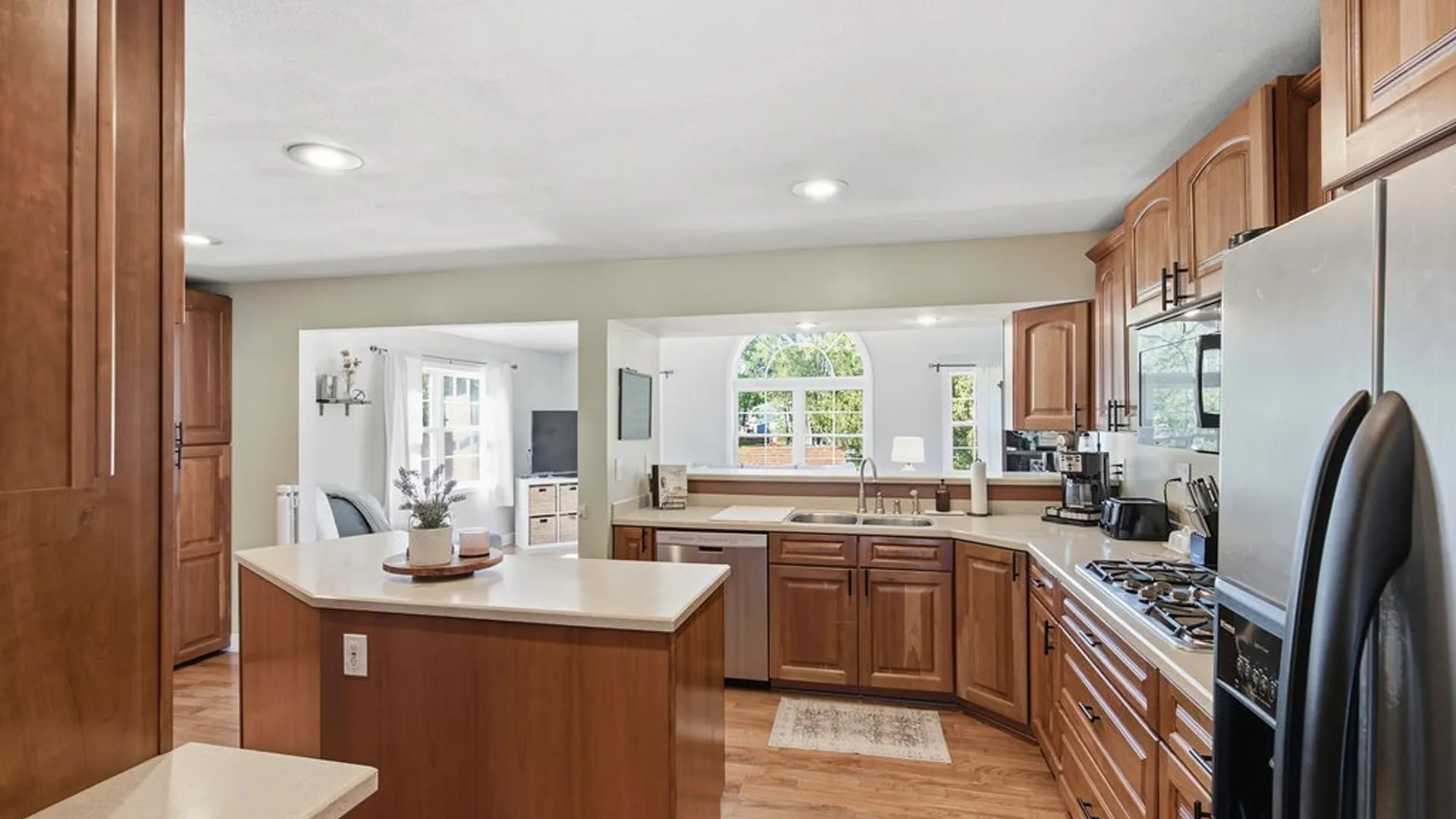 Property at 5715 Wild Way, Cicero, NY 13029 7