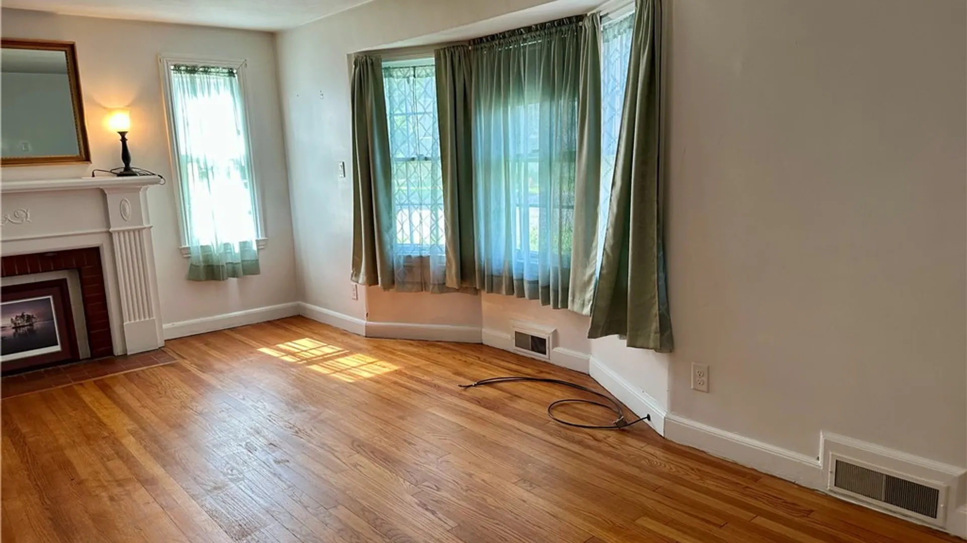 Property at 456 Wendell Terrace, Syracuse, NY 13203 14