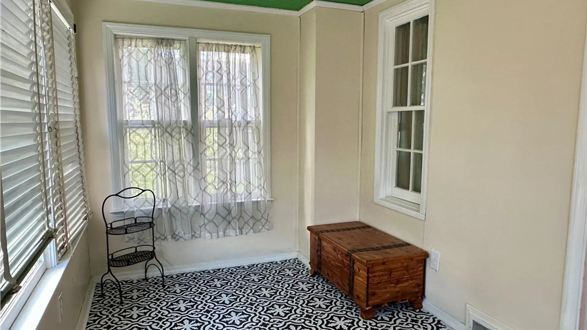 Property at 456 Wendell Terrace, Syracuse, NY 13203 24