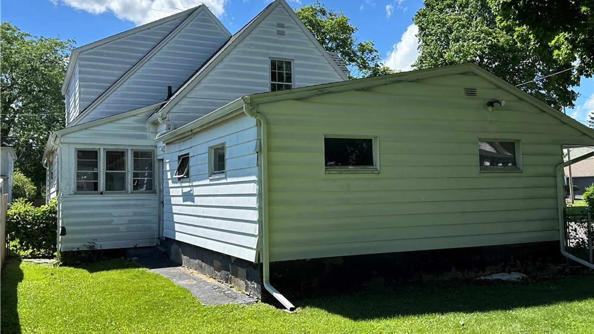 Property at 456 Wendell Terrace, Syracuse, NY 13203 49