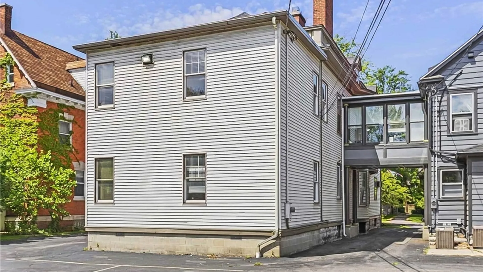 Property at 343 Elmwood Avenue, Buffalo, NY 14222 44