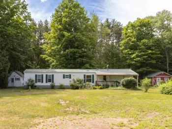 285 Center Street, Constantia, NY 13042