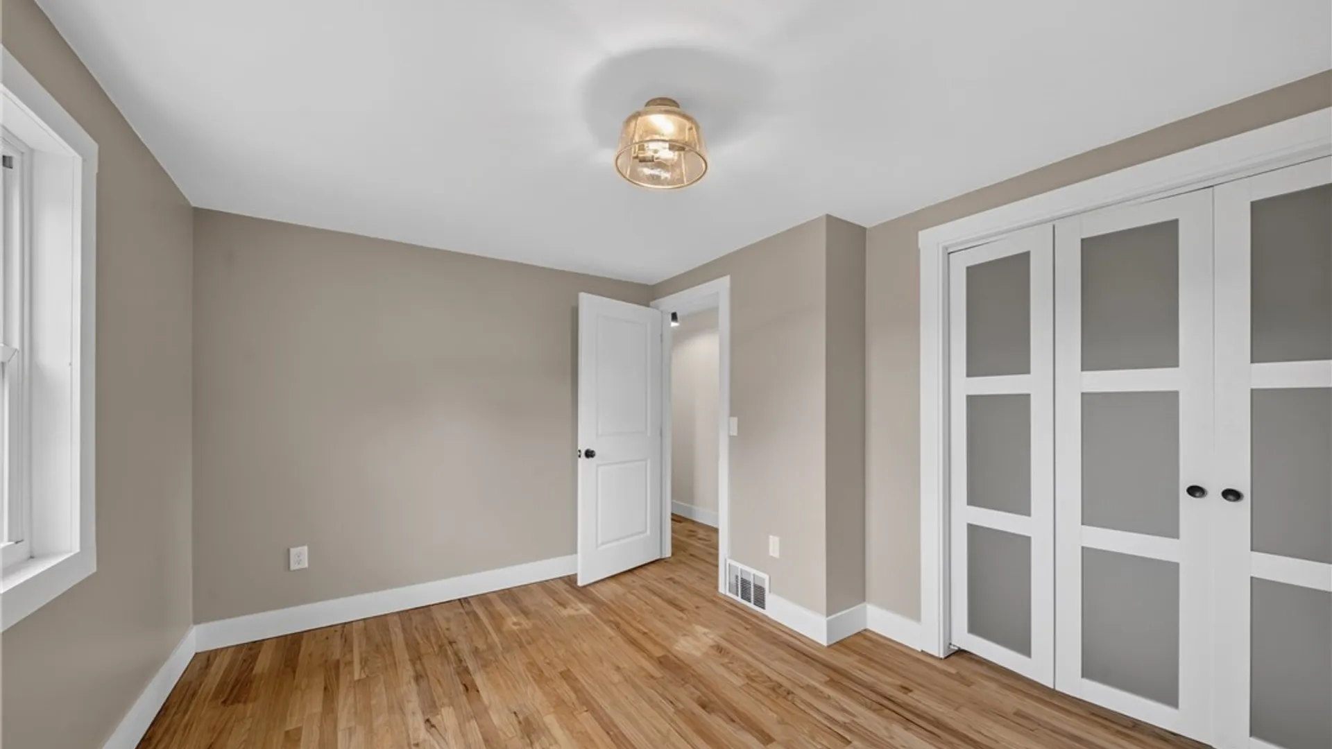 Property at 412 Swansea Avenue, Salina, NY 13206 20