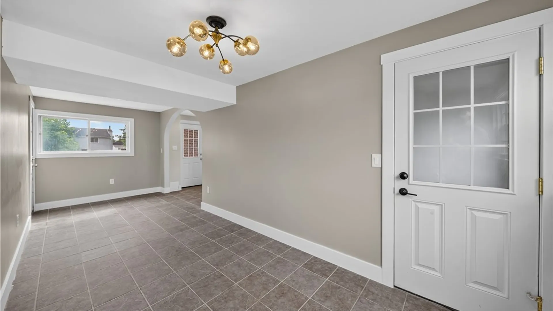 Property at 412 Swansea Avenue, Salina, NY 13206 29