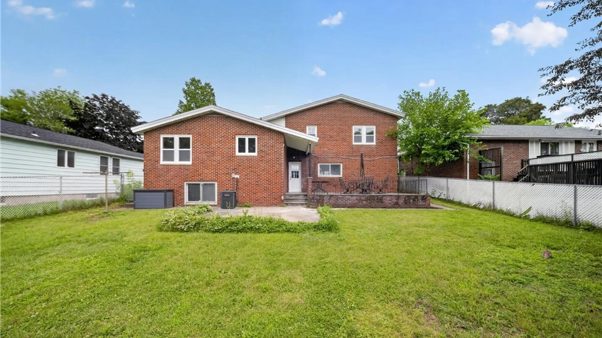 Property at 412 Swansea Avenue, Salina, NY 13206 36