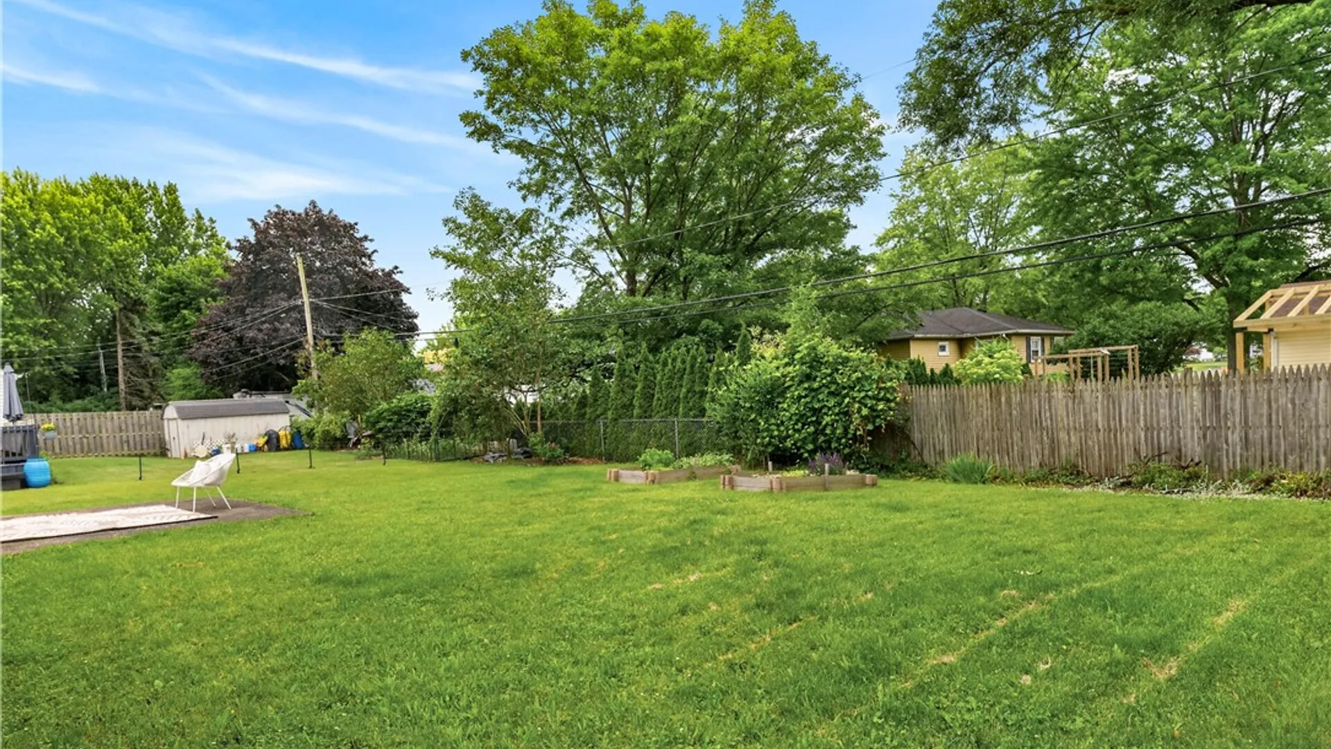 Property at 41 Honey Bunch Lane, Irondequoit, NY 14609 39