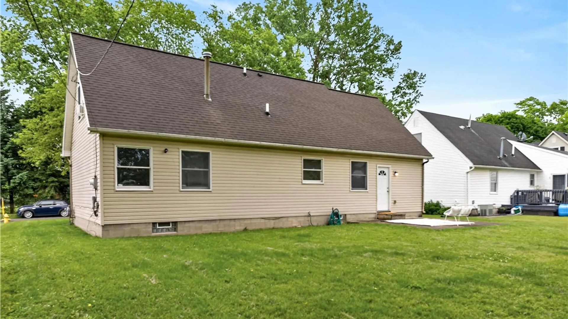 Property at 41 Honey Bunch Lane, Irondequoit, NY 14609 42