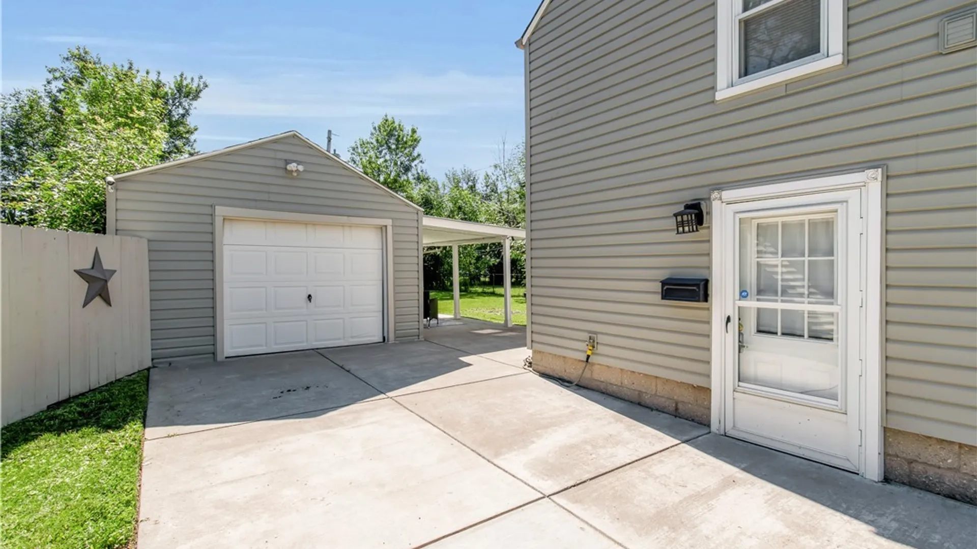 Property at 291 Parkhurst Boulevard, Tonawanda, NY 14223 8