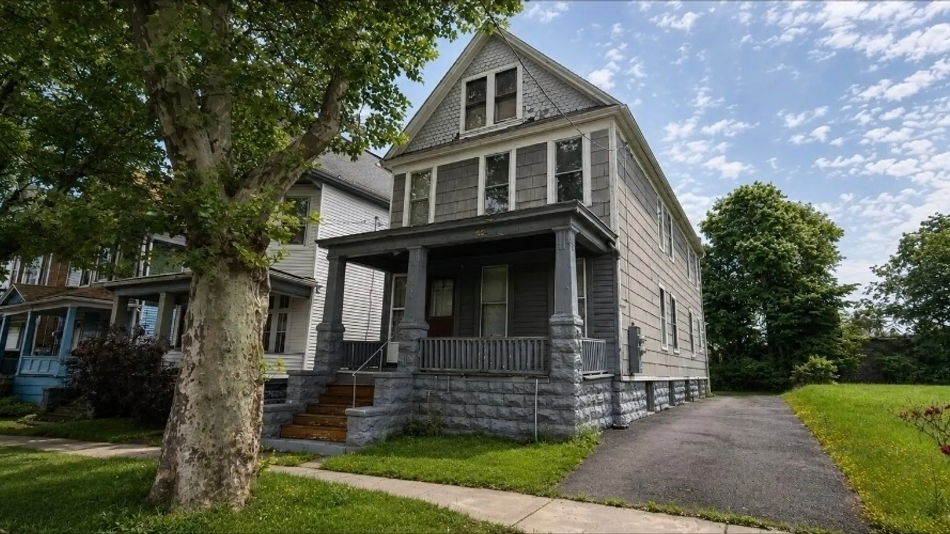 Property at 251 Moselle Street, Buffalo, NY 14211 2