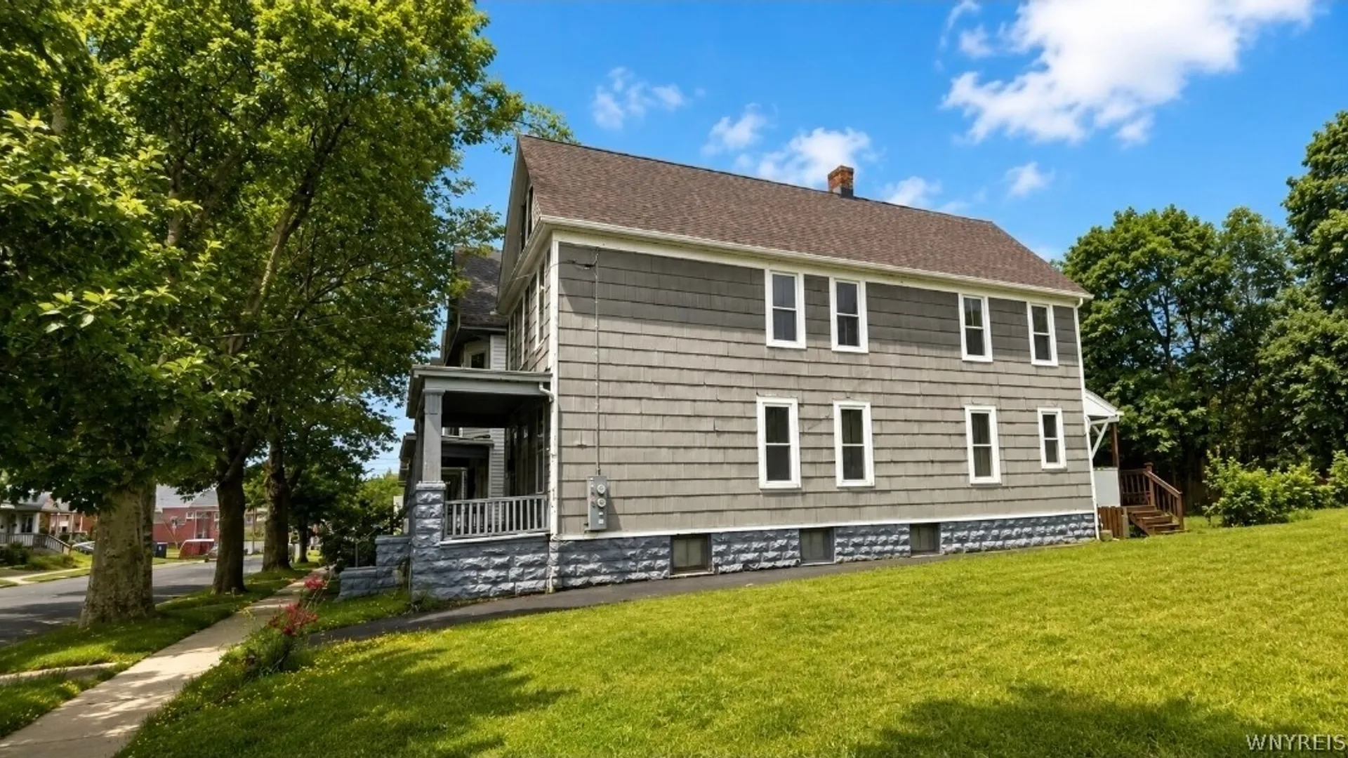 Property at 251 Moselle Street, Buffalo, NY 14211 3