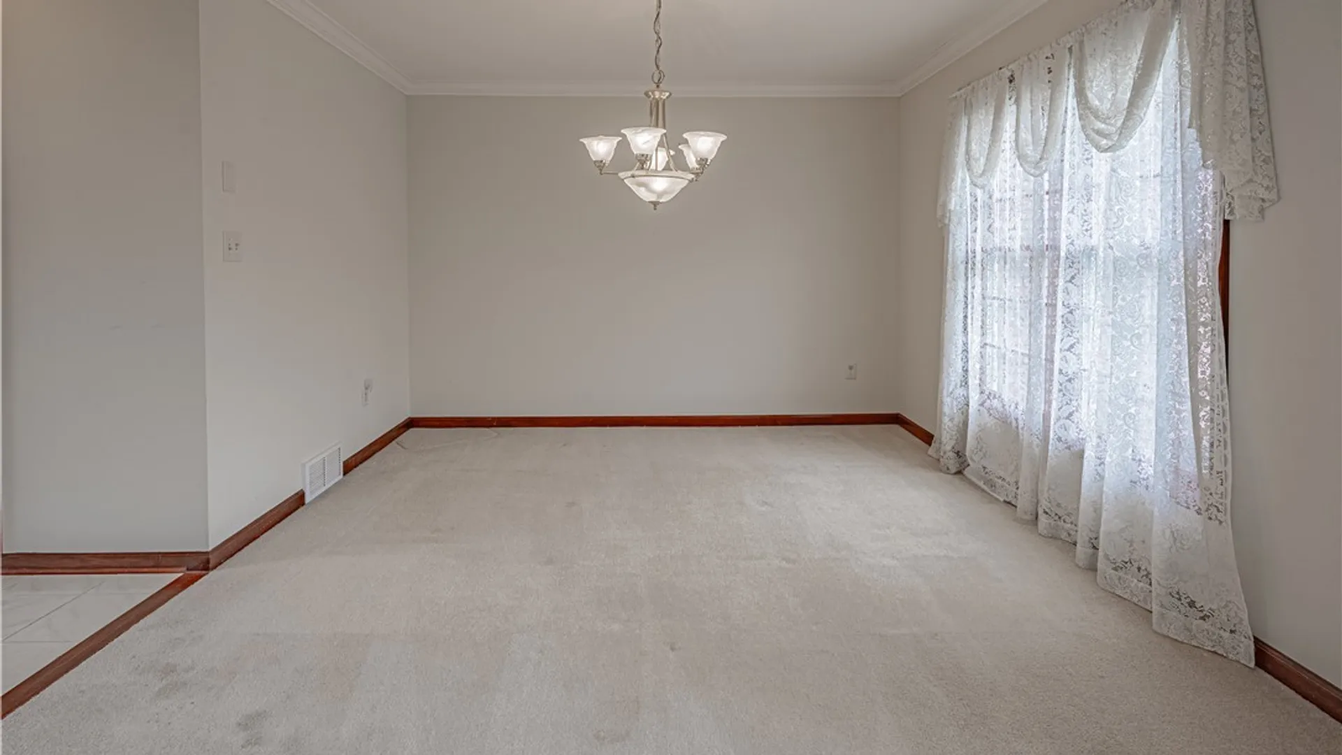 Property at 3870 Ontario Drive, Wheatfield, NY 14120 22