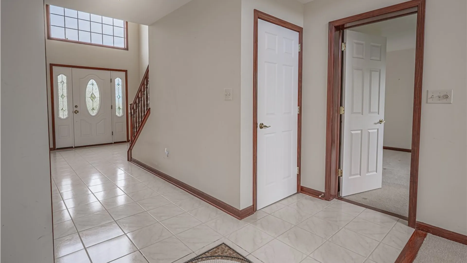 Property at 3870 Ontario Drive, Wheatfield, NY 14120 5