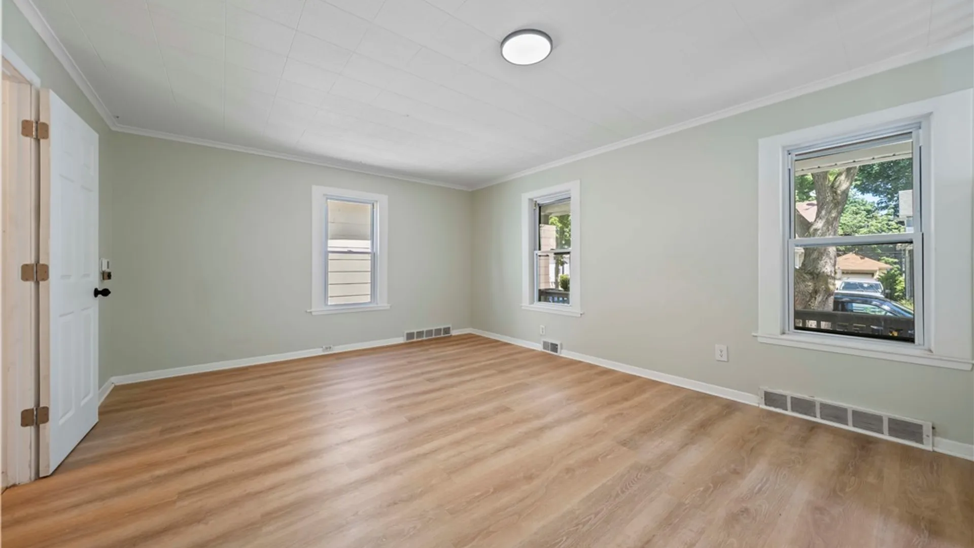 Property at 101 Ernst Street, Rochester, NY 14621 6
