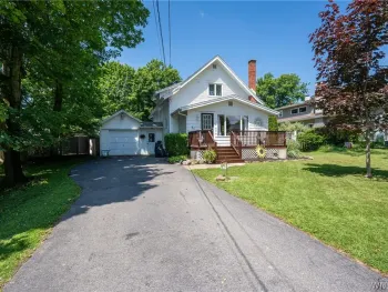 Property at 136 S Lincoln Avenue, Orchard Park, NY 14127