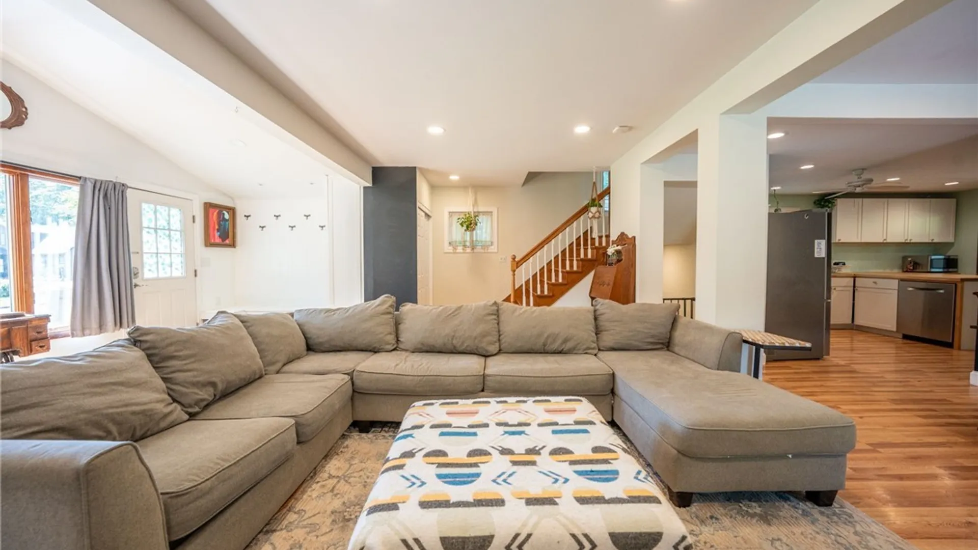 Property at 136 S Lincoln Avenue, Orchard Park, NY 14127 8
