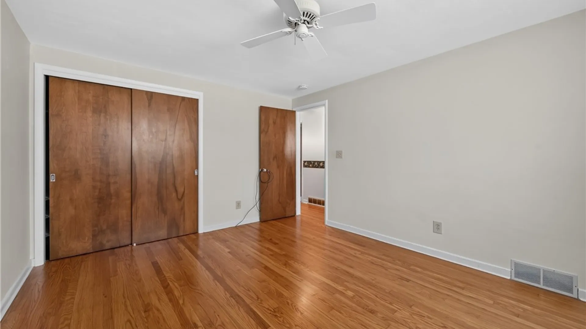 Property at 11 Bellewood Circle, Cicero, NY 13212 22