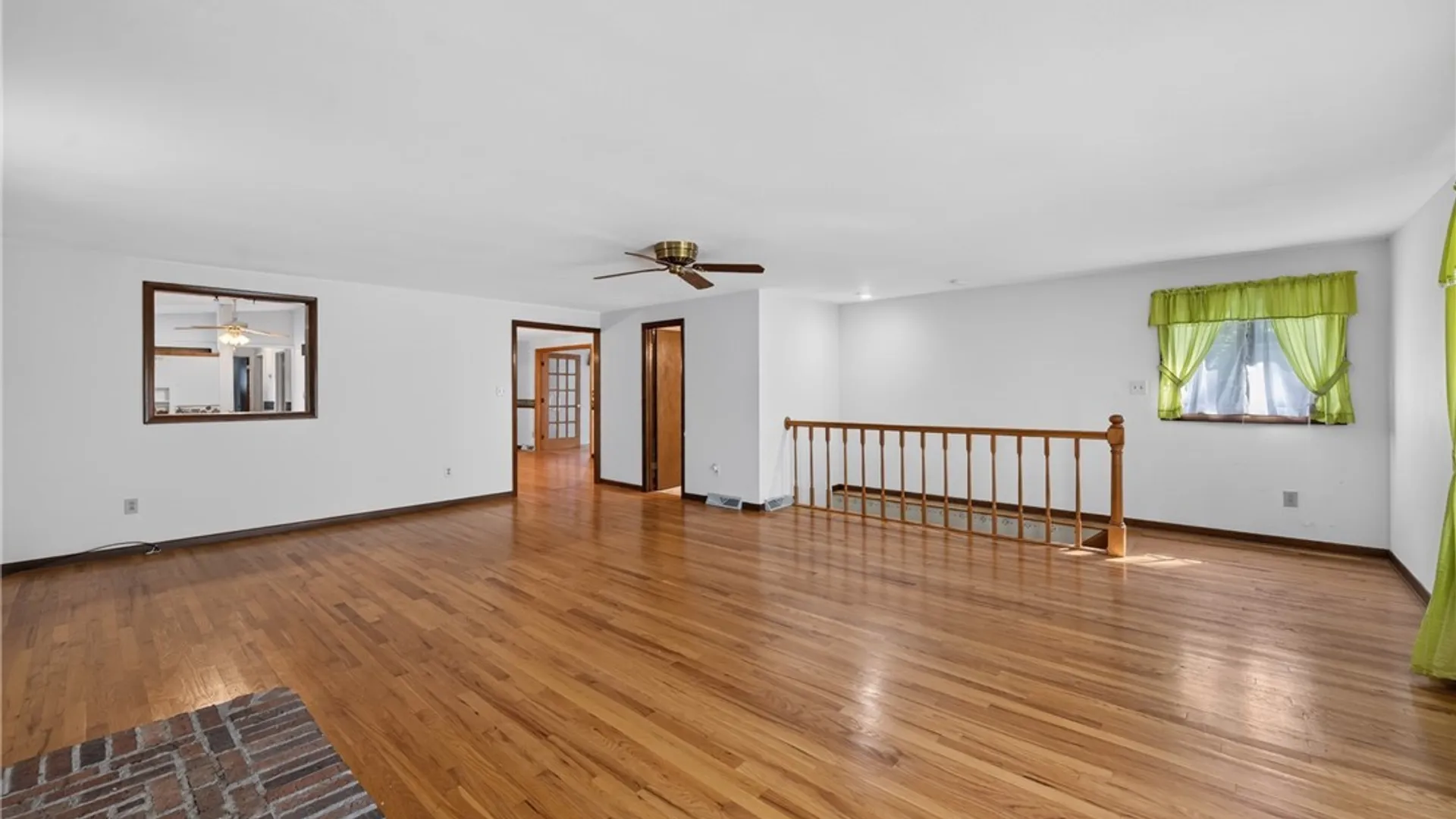 Property at 11 Bellewood Circle, Cicero, NY 13212 6