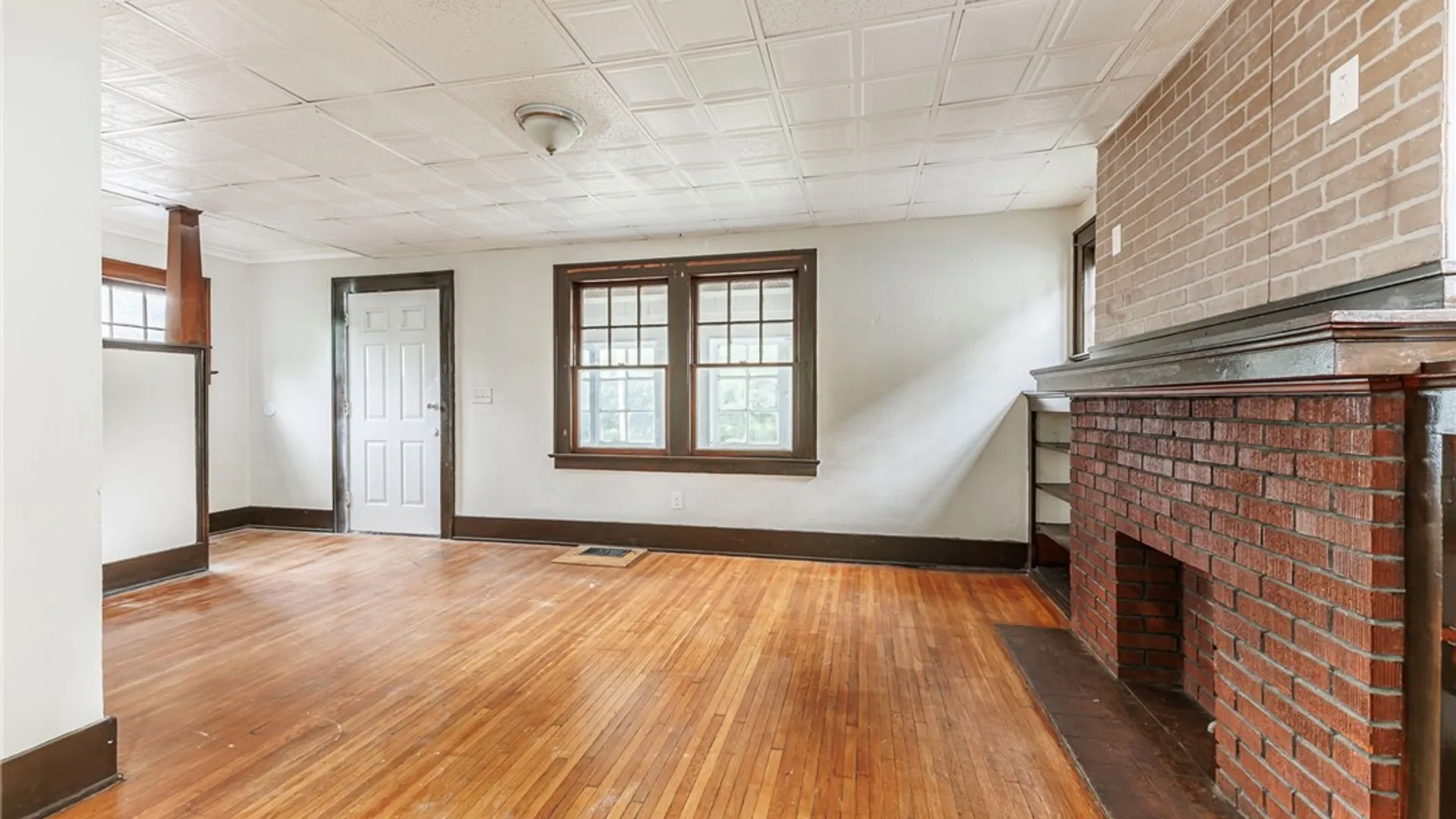 Property at 140 Curlew Street, Rochester, NY 14613 7