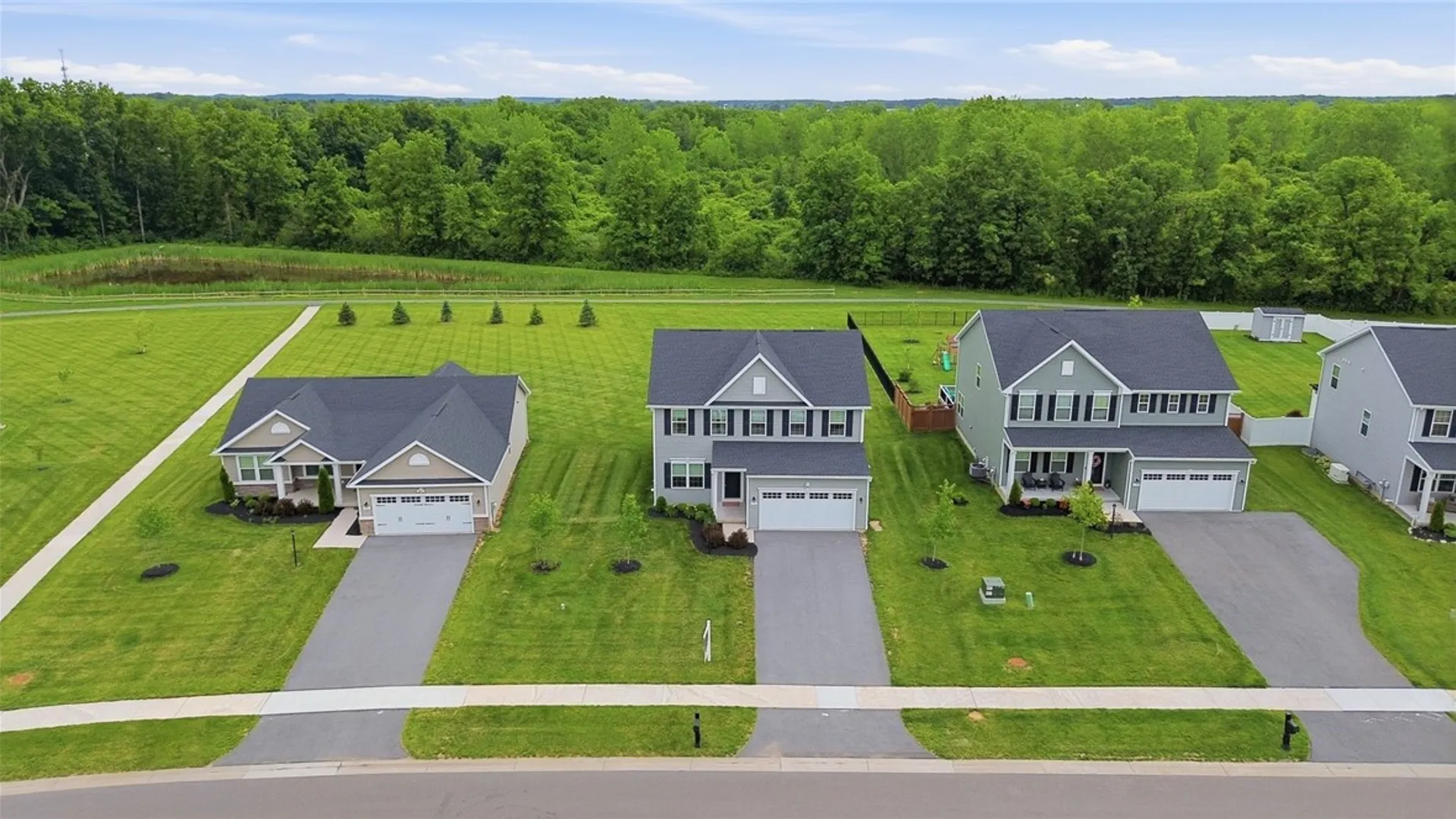 Property at 1737 Ackerman Way, Farmington, NY 14425 32