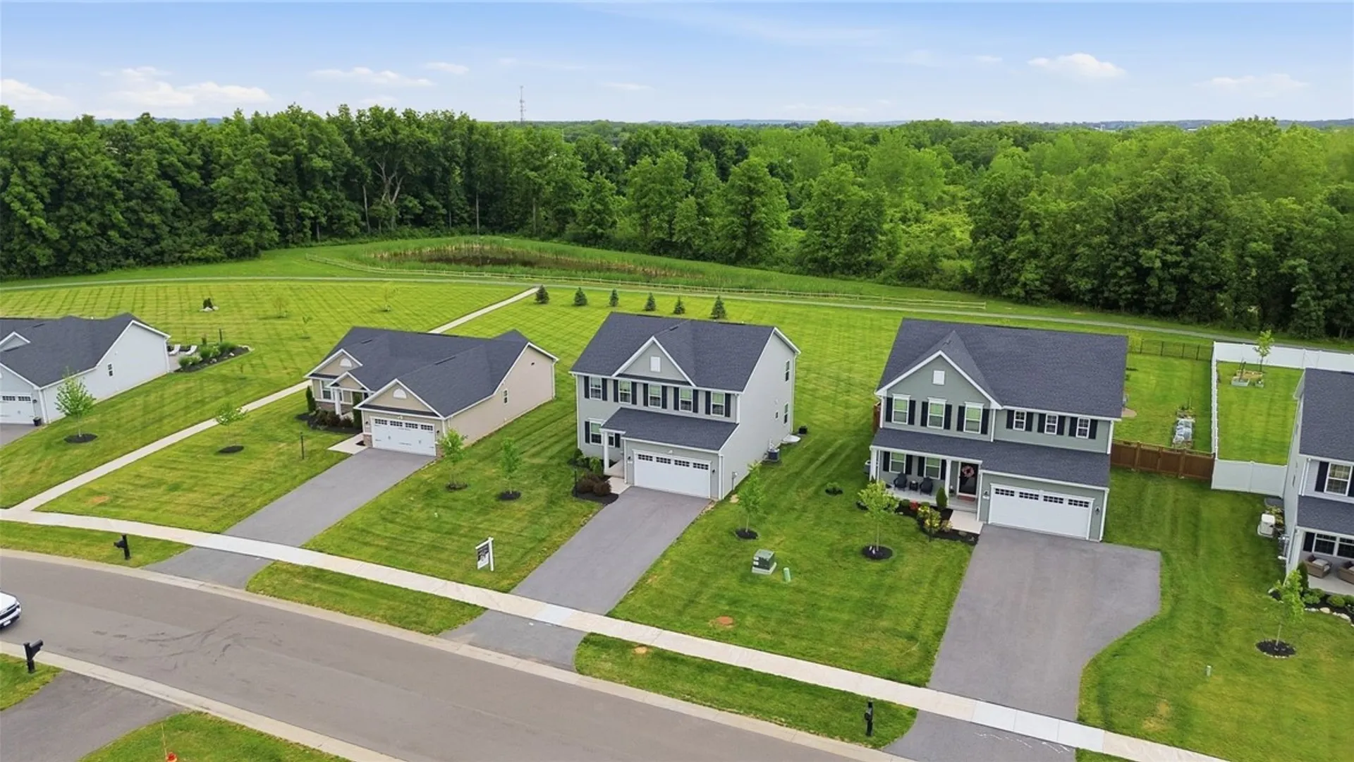 Property at 1737 Ackerman Way, Farmington, NY 14425 34