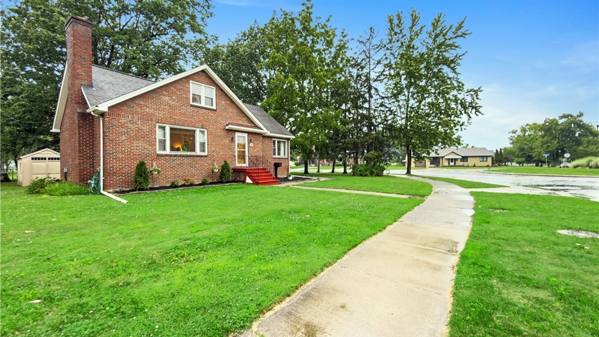 Property at 11 S Shore Boulevard, Lackawanna, NY 14218 2