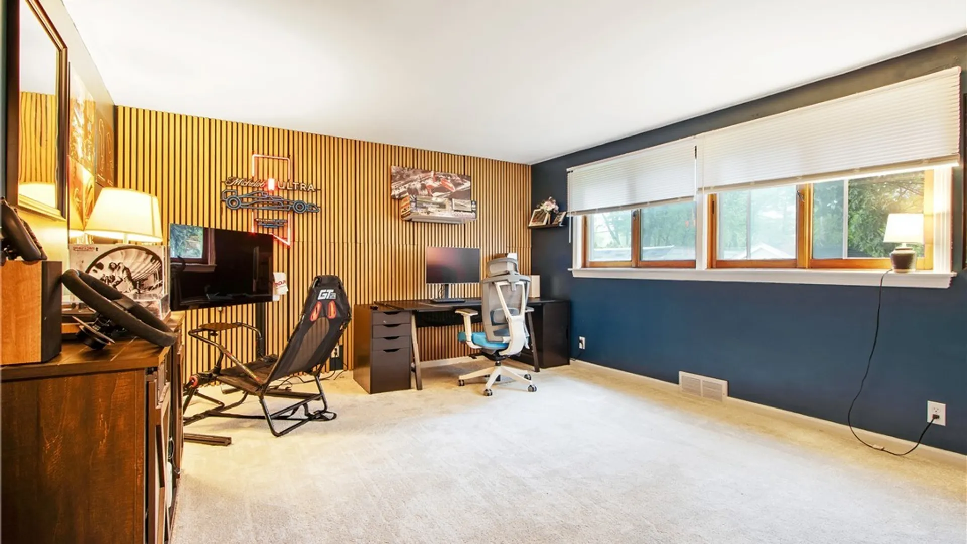 Property at 11 S Shore Boulevard, Lackawanna, NY 14218 21