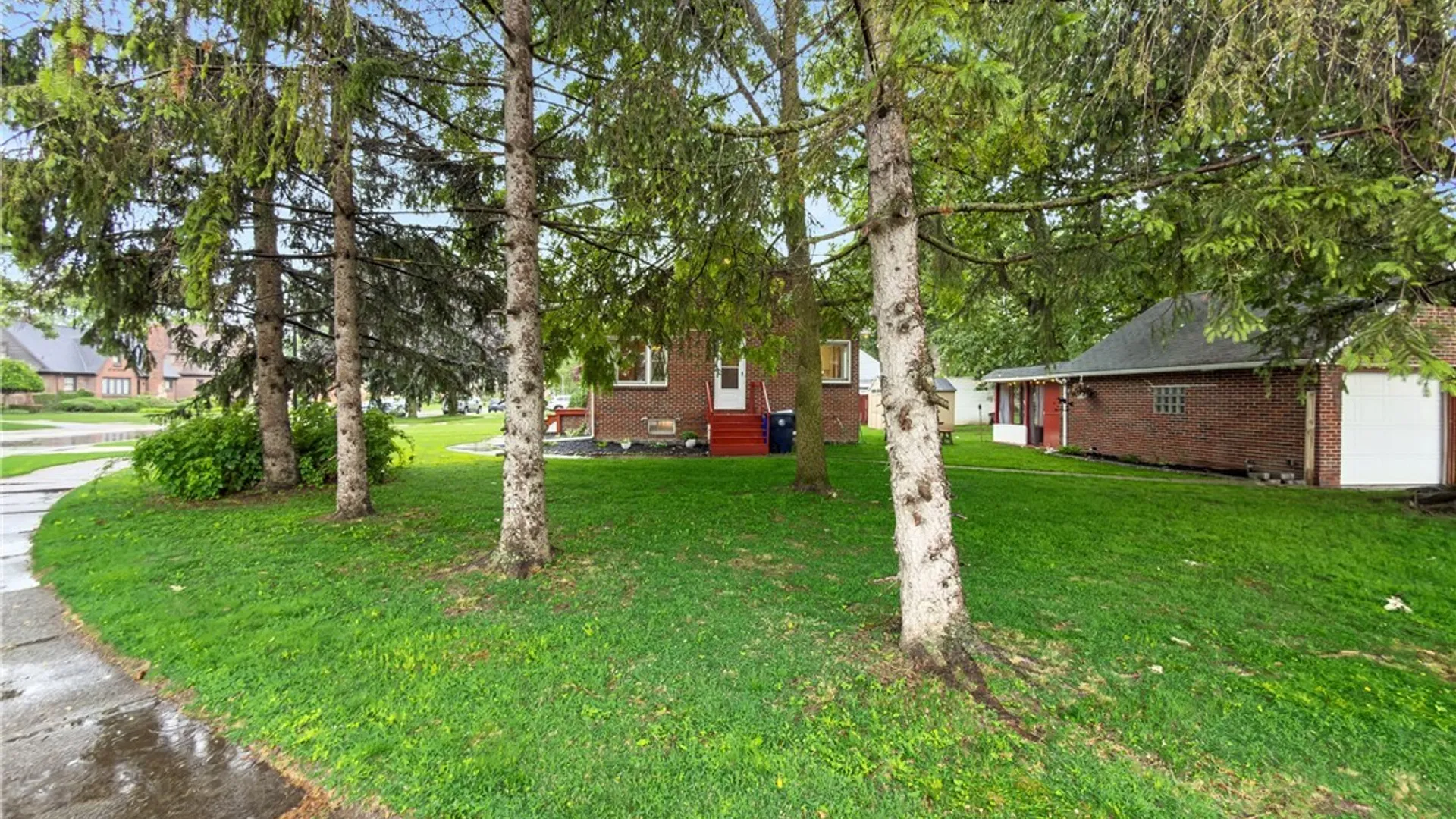 Property at 11 S Shore Boulevard, Lackawanna, NY 14218 3